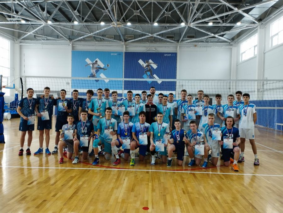 Команда Алтайского края выиграла первенство Сибири среди юношей до 17 лет и завоевала путёвку на первенство страны