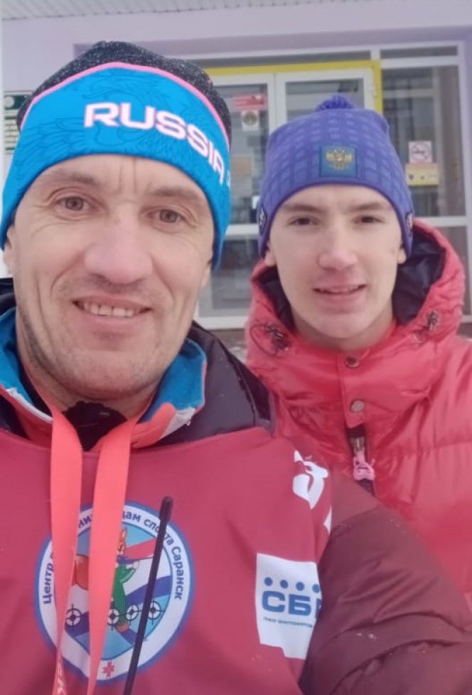 Иван Кульгускин о победе алтайских биатлонистов на Спартакиаде молодёжи России: "Стратегия на эстафету была выбрана правильная"