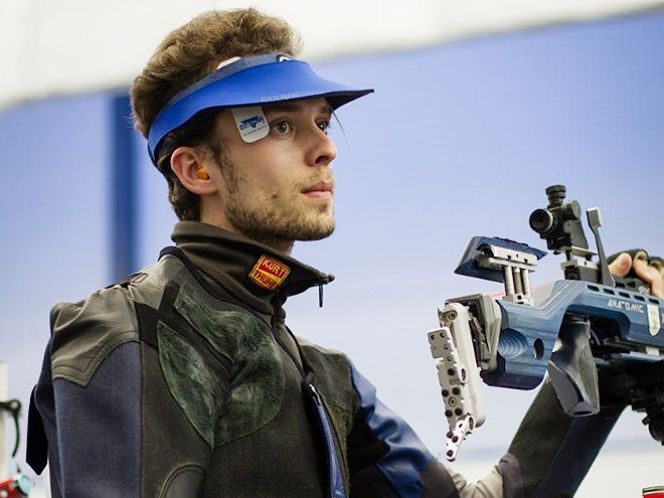 Сергей Каменский выиграл Всероссийские соревнования по стрельбе из малокалиберной винтовки.