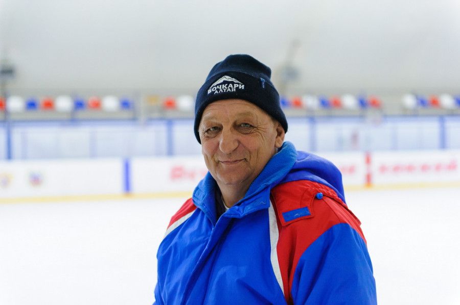 Хоккей в Бочкарях. Фото: Дмитрий Лямзин