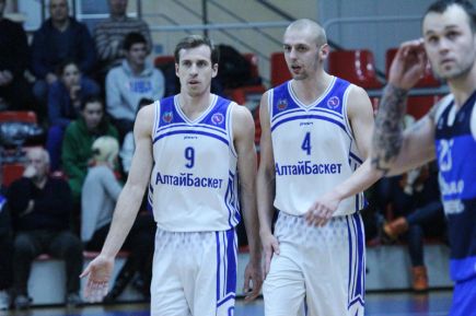 «АлтайБаскет» на своём паркете во второй раз разгромил «Динамо-ЦБК» из Ставрополя – 84:54 (фото).