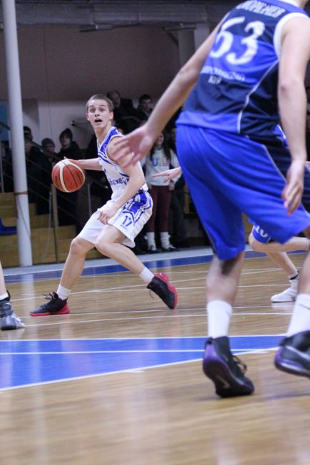 «АлтайБаскет» на своём паркете во второй раз разгромил «Динамо-ЦБК» из Ставрополя – 84:54 (фото).