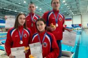 Спортсмены бийской спортивной школы "Дельфин" стали победителями и призёрами юниорского первенства России в Томске 