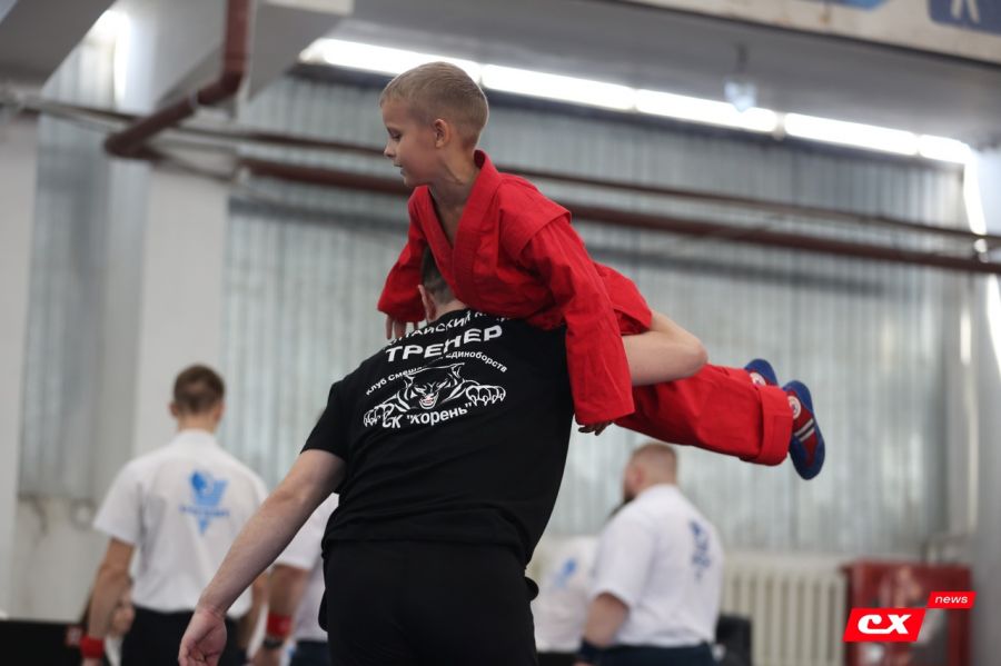Моменты первого дня соревнований. Фото: Владимир Мартынов/CХ News