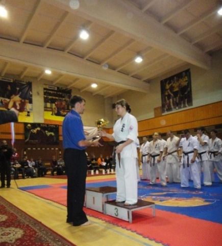 Яна Майдан заняла третье место на чемпионате России по киокусинкай каратэ в дисциплине шинкиокушинкай.