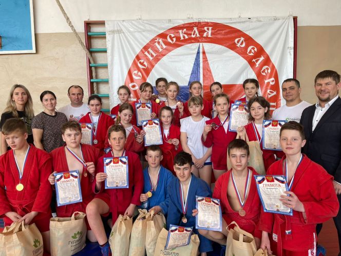 В посёлке Октябрьский состоялся традиционный детский турнир на призы Агрохолдинга "ГУДВИЛЛ"