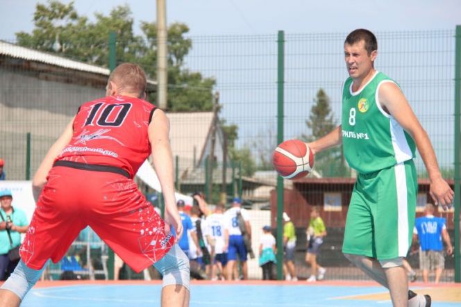 Мужской баскетбольный турнир на олимпиаде в Мамонтово-2022. Фото: "Алтайский спорт"