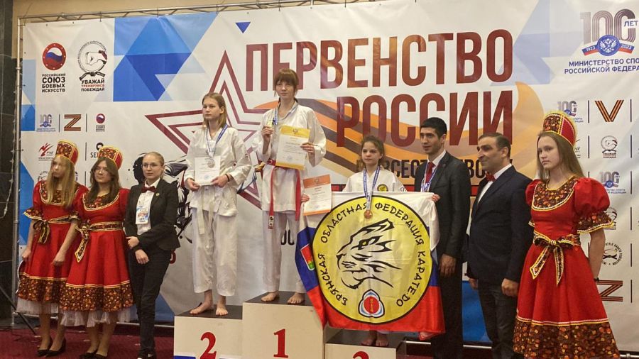 На первенстве России по всестилевому каратэ в Орле трое алтайских спортсменов в индивидуальных соревнованиях стали победителями и будут включены в состав сборной страны