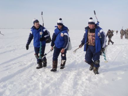 Рыболовы Солонешенского района - победители XXXI зимней олимпиады сельских спортсменов Алтая в соревнованиях по рыболовному спорту.