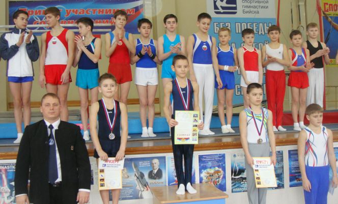 В Бийске состоялись чемпионат и первенство края, приуроченные ко Дню защитника Отечества (фото).