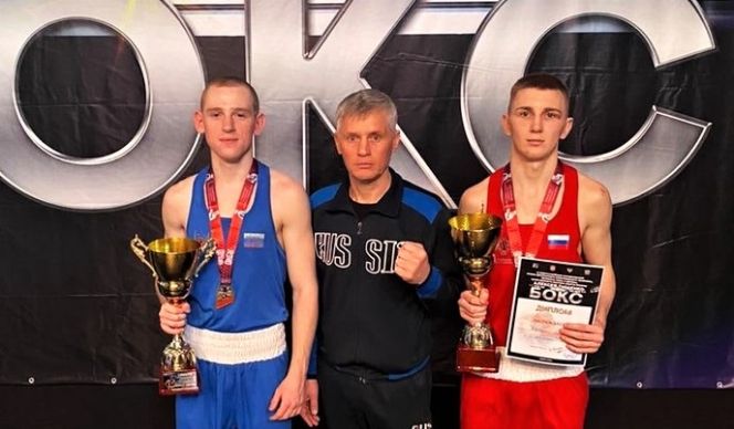 Максим Хариборко и Анатолий Усманов - победители XI Всероссийского мастерского турнира на призы Алексея Тищенко в Омске 