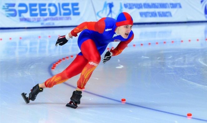 Воспитнник СШОР "Клевченя" Дмитрий Бураков впервые будет проходить централизованную подготовку к сезону в составе мужской сборной России 