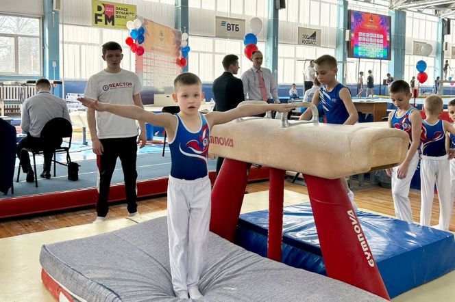 Четыре команды юных спортсменов Алтайского края выступят в большом финале Лиги гимнастики в Сочи