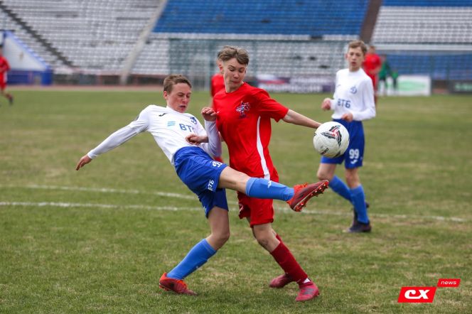 Фрагменты матча ЮФЛ Сибирь "Алтай-2008" - Академия "Динамо-2008". Фото: Владимир Мартынов