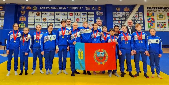 Алтайские спортсмены успешно выступили на всероссийских соревнованиях «Мужество»