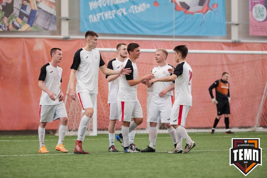 Фрагменты матча "Темп" - "Полимер". Фото: Никита Сницарев