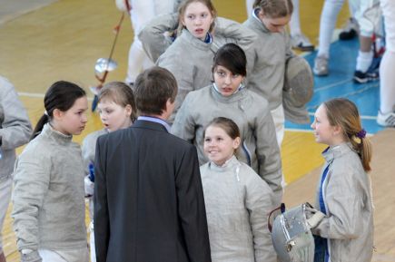 В Барнауле прошёл всероссийский детско-юношеский турнир саблистов «Маэстро» памяти Владимира Лютова (фото).