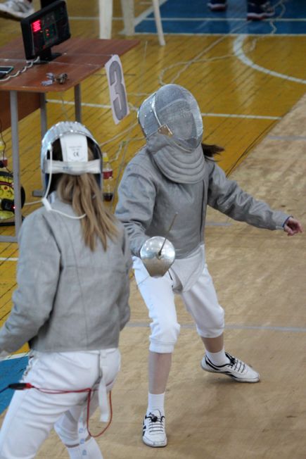 В Барнауле прошёл всероссийский детско-юношеский турнир саблистов «Маэстро» памяти Владимира Лютова (фото).