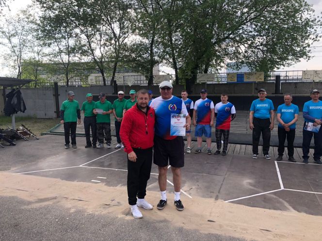 В Поспелихе путевки на финал 43-й краевой олимпиады сельских спортсменов завоевали городошники Алейского и Третьяковского районов 