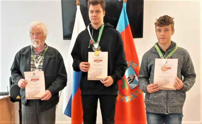 Александр Щербаков из Ребрихи и Татьяна Барабанова из Павловска выиграли рапид среди шахматистов из сёл и малых городов