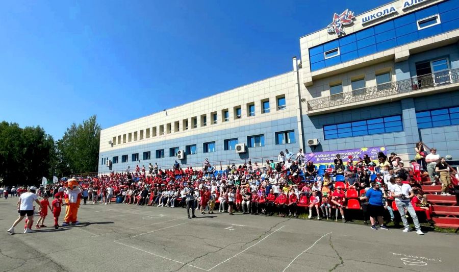 В Барнауле прошёл всероссийский фестиваль футбола для девочек «Мы в игре. Лето»