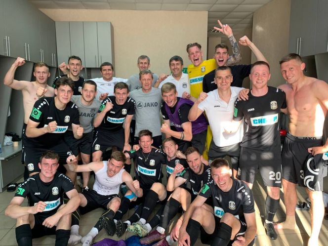 Победители турнира - футболисты "Тюмени"