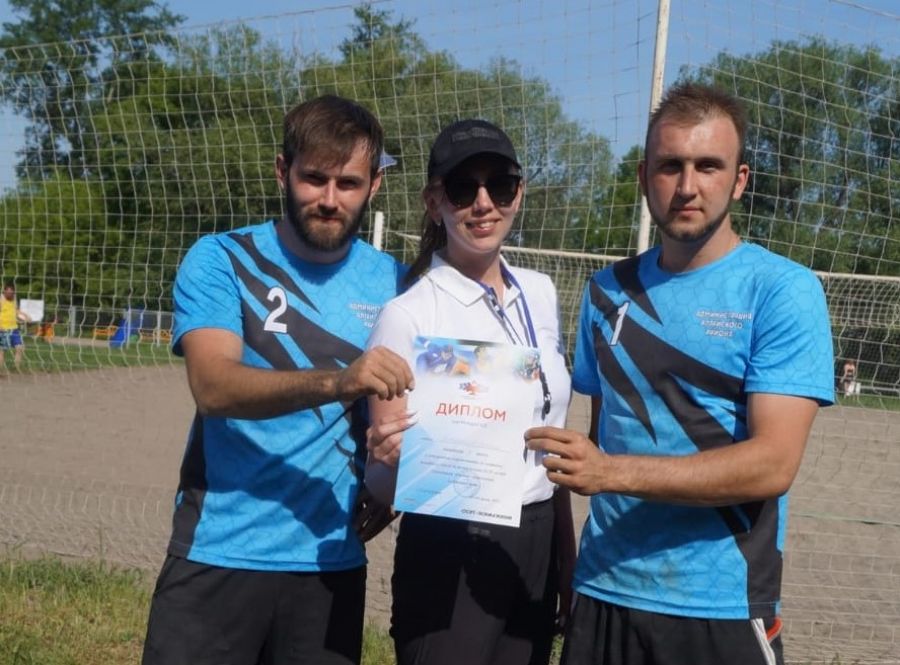 В борьбу за путёвки на финал XLIII летней олимпиады в Родино вступили футболисты и волейболисты-пляжники