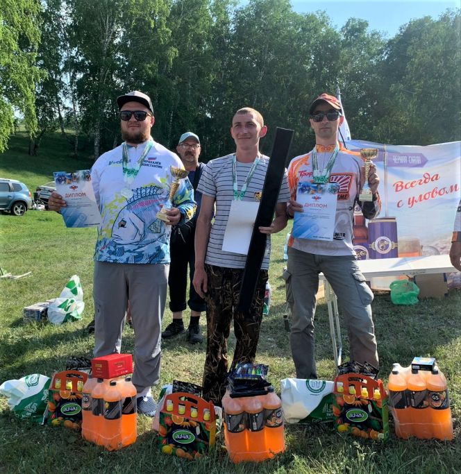 Призеры соревнований (слева направо): Константин Крохалёв, Виталий Морозов, Владимир Полосухин