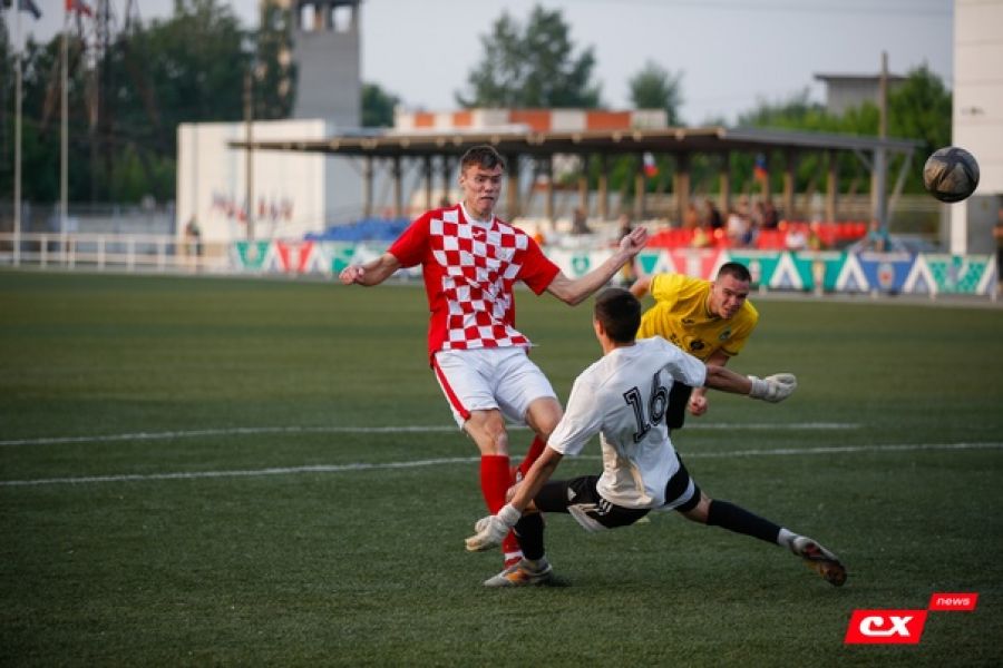 Фрагменты матча "Полимер" - "Новокузнецк". Фото: Владимир Мартынов/CX News 