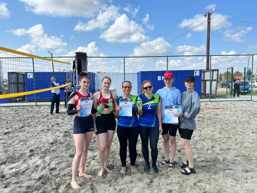 Соревнования по пляжному волейболу в Завьялово