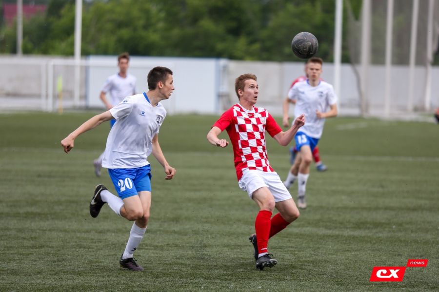 Фрагменты матча "Полимер" - "Новосибирск-М". Фото: Владимир Мартынов/CX News