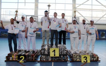 Сборная Алтайского края заняла третье место на Открытом чемпионате Красноярска в стрельбе из блочного лука.