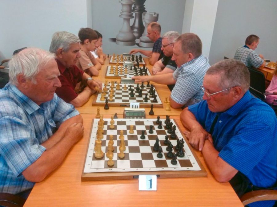 Дмитрий Слизунков и Михаил Петров – триумфаторы пятого этапа Кубка Алтайского края по блицу и рапиду