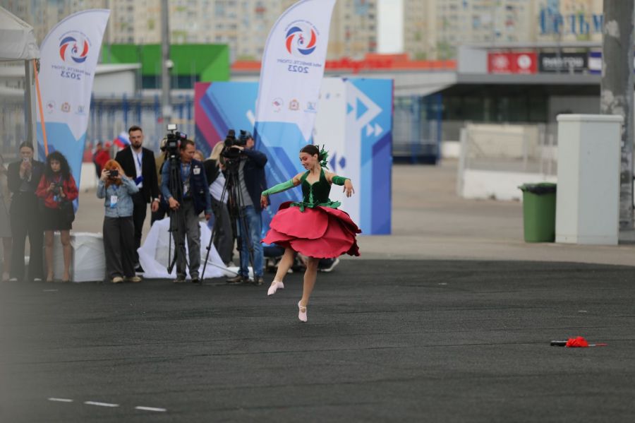 Роман Жданов дал клятву от имени спортсменов на открытии летних Игр паралимпийцев «Мы вместе. Спорт»