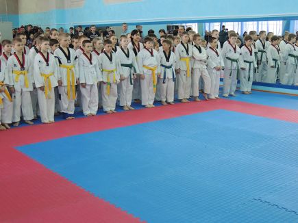 В Барнауле прошло открытое первенство города на призы СДЮШОР "Олимпийские надежды".