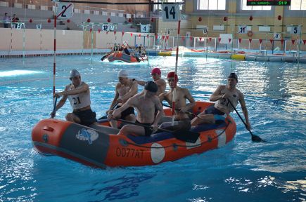 В Бийске состоялся Кубок Сибири по рафтингу и гребному слалому в закрытых помещениях "Заря Алтая - 2016».