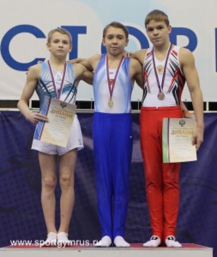 Сергей Найдин - победитель юниорского первенства России в многоборье.