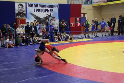 В Новоалтайске состоялся межрегиональный турнир памяти Героя Советского Союза Ивана Григорьева (фото).