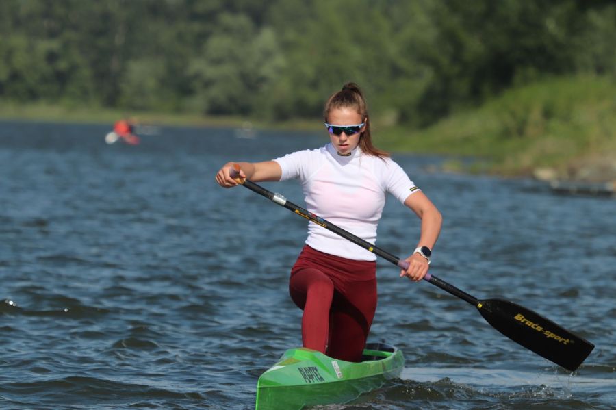 София Штиль на гребном канале в Барнауле. Фото: Александр Чёрный/"Алтайский спорт"