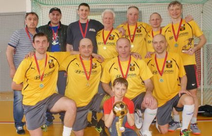 В юбилейном розыгрыше Кубка БГФФ барнаульцы заняли второе место, бийчане - третье.