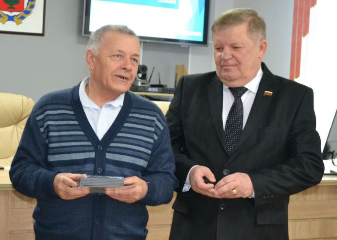 Награждение Алексея Матюшенко. Фото Виктора Бакаенко 