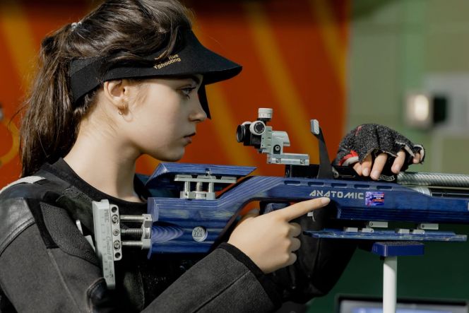 На первенстве России в Ижевске Влада Родина из Барнаула выполнила мастерский норматив