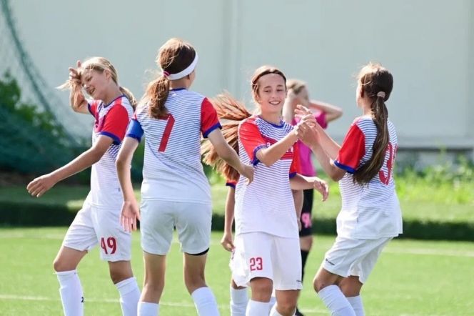 Команда девочек «Алтай» - единоличный лидер первенства «ЮФЛ-Восток» U14 после трех туров