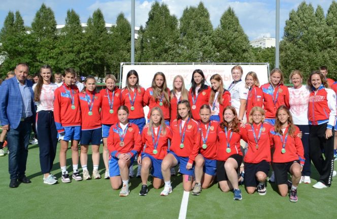 Марина Григорьева в Минске - верхний ряд, седьмая слева. Фото: ФХТР