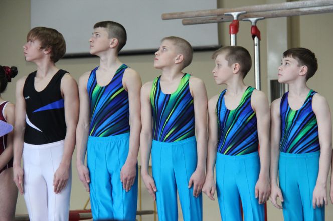 В Бийске прошли традиционные межрегиональные соревнования среди юношей «Кубок Космонавтики» в честь 55-летия полёта в космос первого человека, Юрия Гагарина (фото).