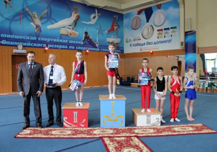 В Бийске прошли традиционные межрегиональные соревнования среди юношей «Кубок Космонавтики» в честь 55-летия полёта в космос первого человека, Юрия Гагарина (фото).