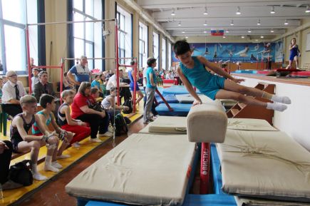 В Бийске прошли традиционные межрегиональные соревнования среди юношей «Кубок Космонавтики» в честь 55-летия полёта в космос первого человека, Юрия Гагарина (фото).