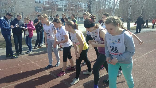 В Барнауле прошло первенство по летнему троеборью.