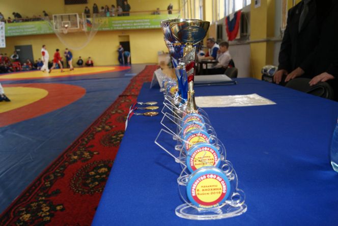 В Бийске состоялось первенство СФО среди юношей и девушек 2002-2003 годов рождения.