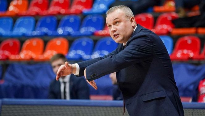 Сыграть по-взрослому: новый главный тренер БК «Барнаул» о доверии к молодёжи и планах на сезон